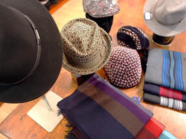 Vente de chapeaux imperméables Vente de chapeaux imperméables